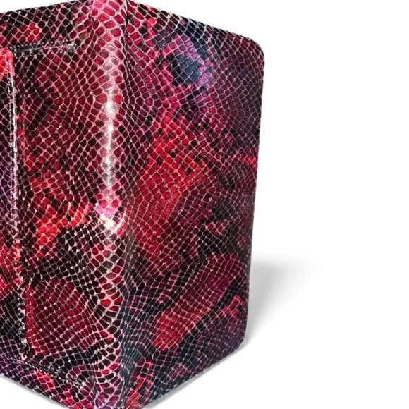 Lodis Snakeskin Pattern Wallet - Picture 5 of 9